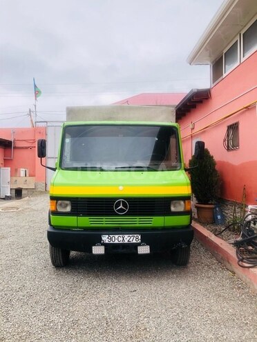 Mercedes 811 D 1991, 420,000 km - 4.0 l - Sumqayıt