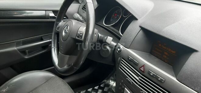 Opel Astra 2005, 203,000 km - 1.3 l - Bakı