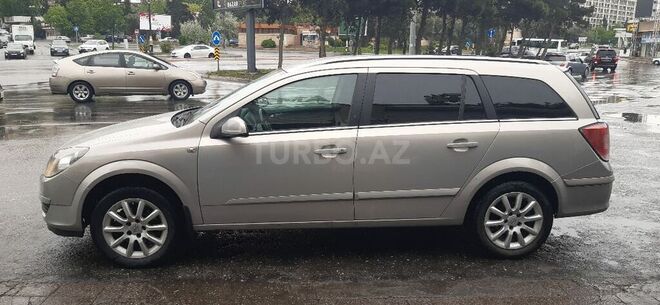 Opel Astra 2005, 203,000 km - 1.3 l - Bakı