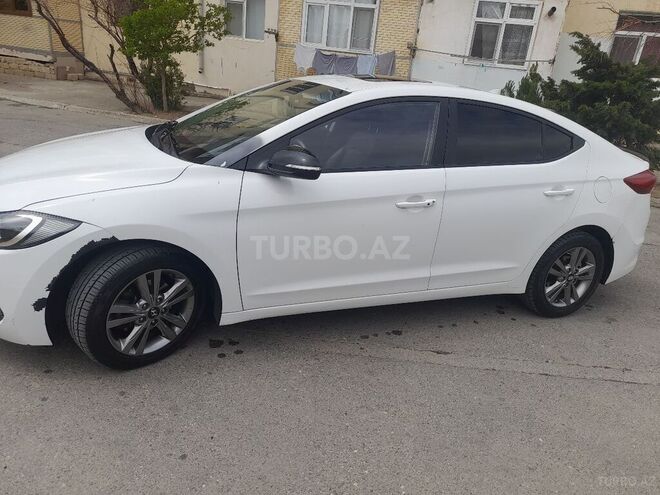 Hyundai Elantra 2016, 150,000 km - 1.6 l - Bakı