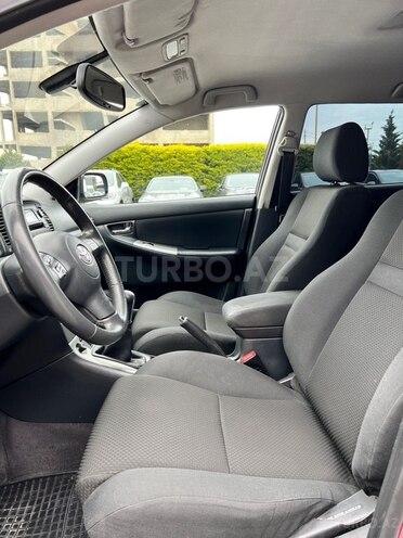 Toyota Corolla 2005, 189,000 km - 1.4 l - Bakı