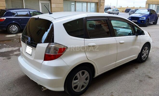 Honda Fit 2010, 143,500 km - 1.5 л - Bakı