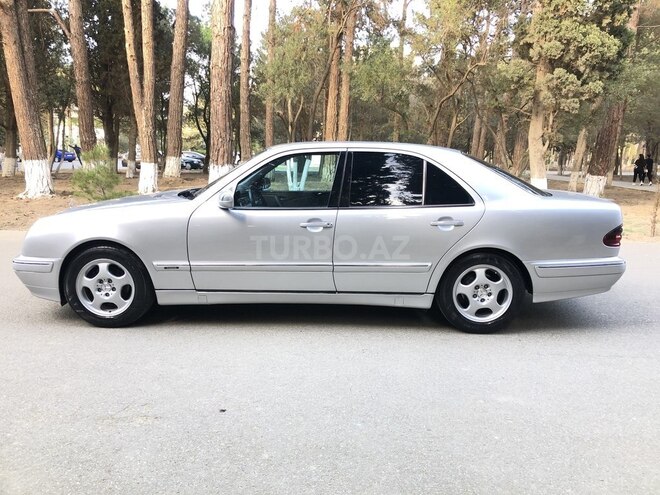 Mercedes E 220 1999, 310,000 km - 2.2 л - Xırdalan