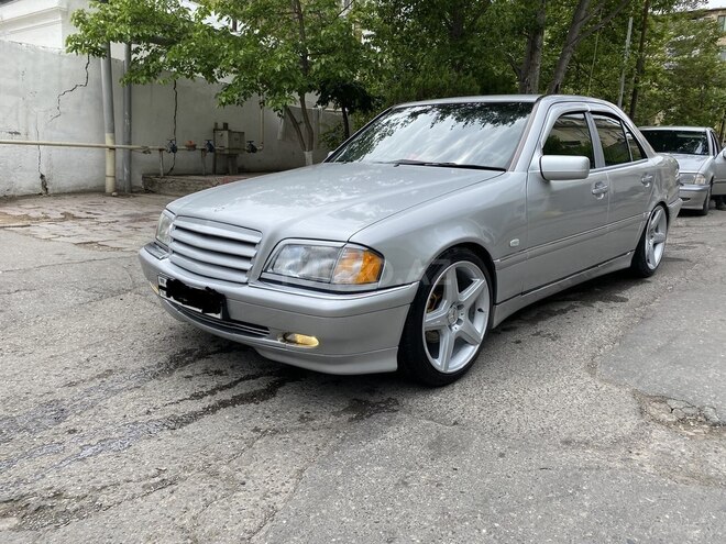 Mercedes C 220 1999, 485,000 km - 2.2 л - Bakı