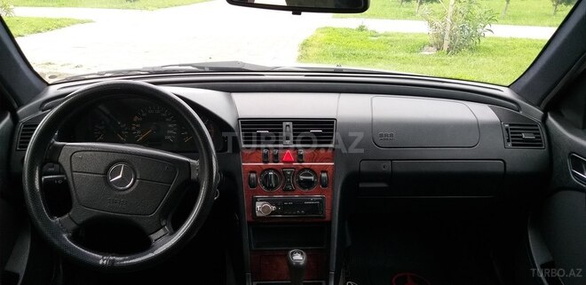 Mercedes C 220 2000, 379,655 km - 2.2 l - Sumqayıt