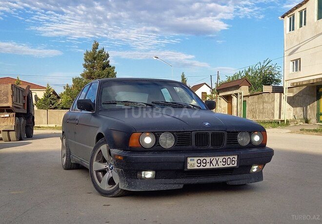 BMW 525 1990, 300,000 km - 2.5 l - Bakı