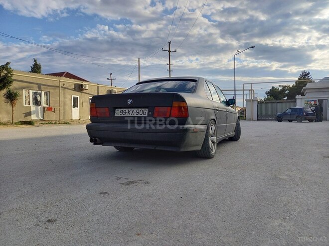 BMW 525 1990, 300,000 km - 2.5 l - Bakı