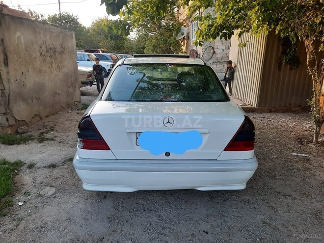 Mercedes C 180 1997, 238,000 km - 1.8 л - Bakı