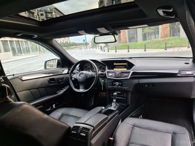 Mercedes E 250 2010, 191,000 km - 1.8 л - Bakı