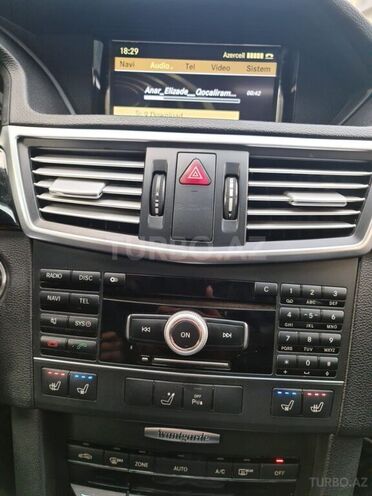 Mercedes E 250 2010, 191,000 km - 1.8 л - Bakı