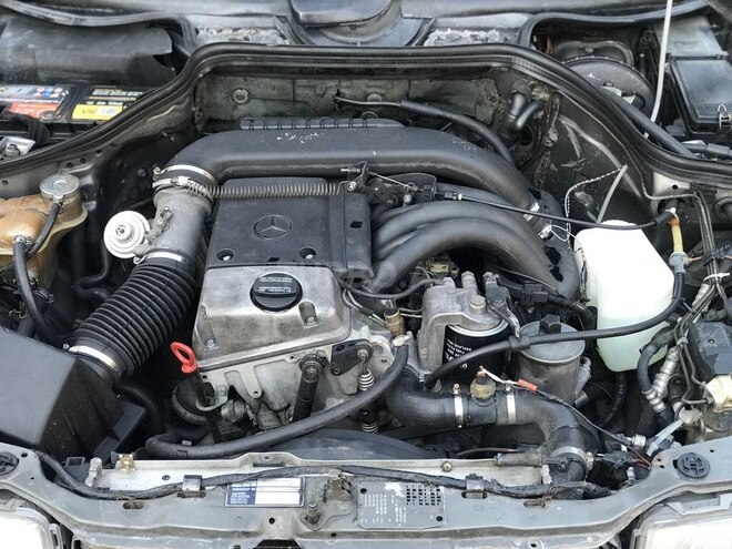 Mercedes E 250 1992, 470,831 km - 2.5 l - Bakı