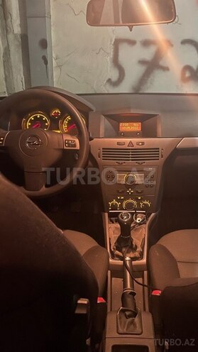Opel Astra 2005, 240,000 km - 1.3 l - Bakı