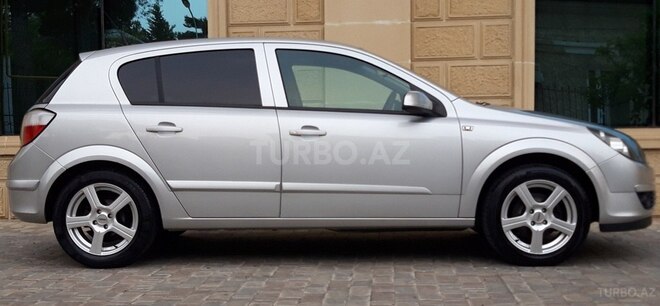 Opel Astra 2005, 188,000 km - 1.4 l - Bakı