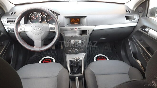Opel Astra 2005, 188,000 km - 1.4 l - Bakı