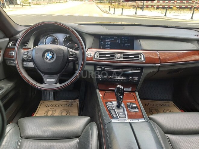 BMW 750 2010, 144,000 km - 4.4 l - Bakı
