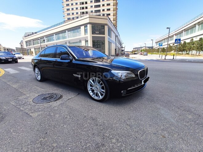BMW 750 2010, 144,000 km - 4.4 l - Bakı
