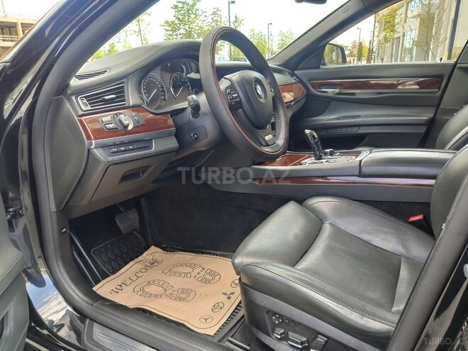 BMW 750 2010, 144,000 km - 4.4 l - Bakı
