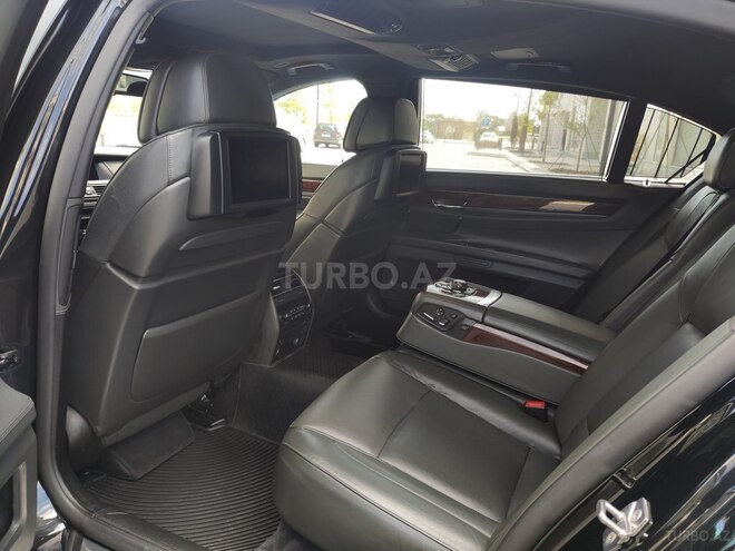 BMW 750 2010, 144,000 km - 4.4 l - Bakı