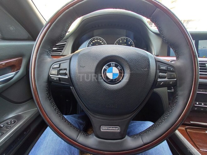BMW 750 2010, 144,000 km - 4.4 l - Bakı