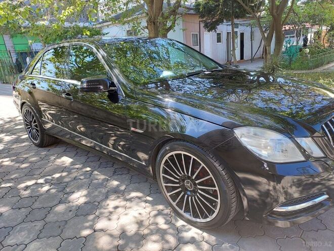 Mercedes E 220 2011, 265,000 km - 2.2 l - Bakı
