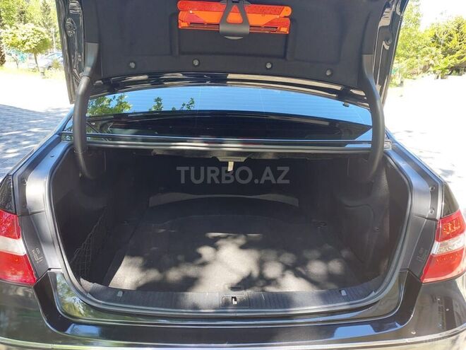 Mercedes E 220 2011, 265,000 km - 2.2 l - Bakı