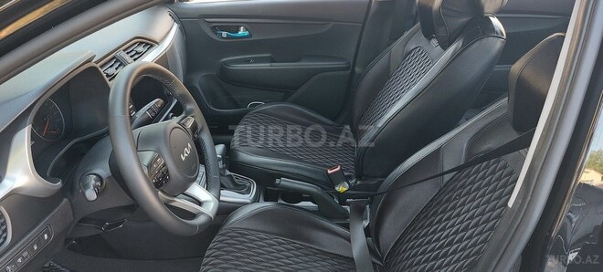 Kia Rio 2021, 15,600 km - 1.6 л - Bakı