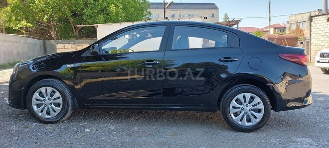 Kia Rio 2021, 15,600 km - 1.6 л - Bakı
