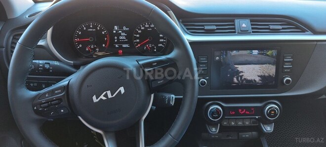 Kia Rio 2021, 15,600 km - 1.6 л - Bakı