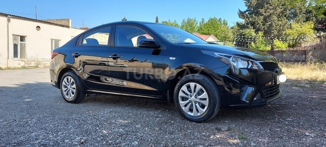 Kia Rio 2021, 15,600 km - 1.6 л - Bakı