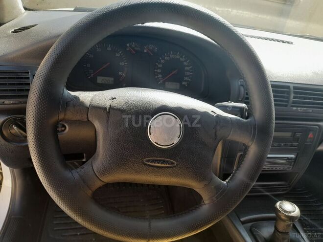 Volkswagen Passat 1998, 219,482 km - 1.8 л - Bakı