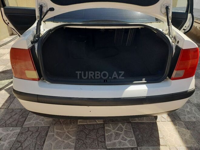 Volkswagen Passat 1998, 219,482 km - 1.8 л - Bakı