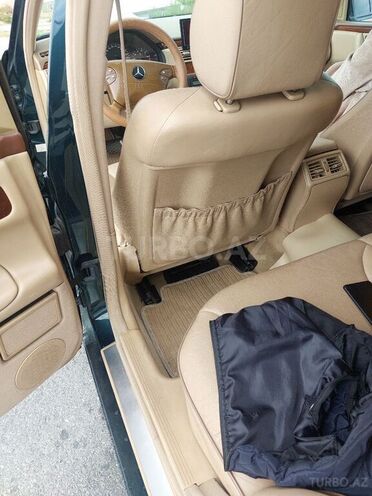 Mercedes E 220 2001, 298,000 km - 2.2 л - Quba