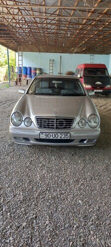 Mercedes E 320 1999, 245,000 km - 3.2 l - Tovuz