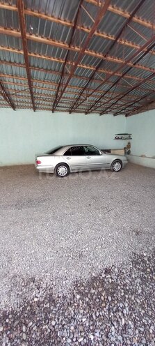 Mercedes E 320 1999, 245,000 km - 3.2 l - Tovuz