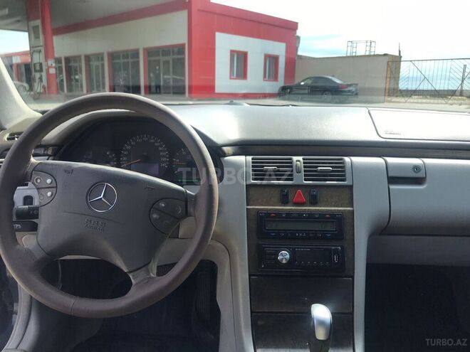Mercedes E 220 2000, 480,000 km - 2.2 l - Bakı