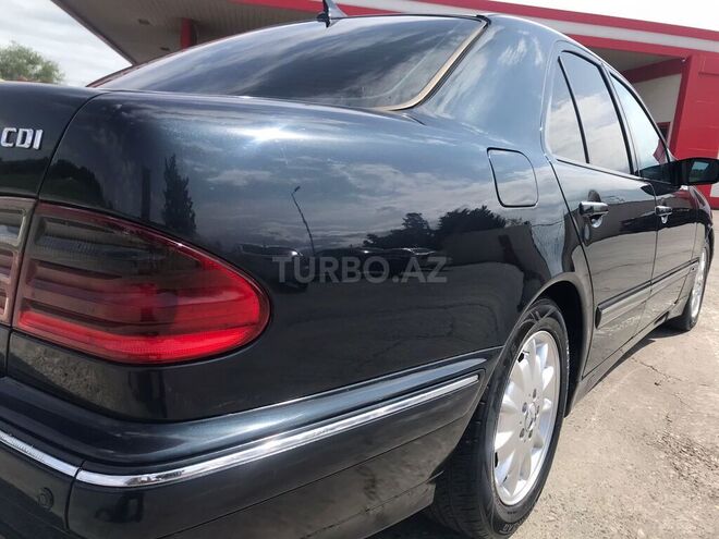Mercedes E 220 2000, 480,000 km - 2.2 l - Bakı