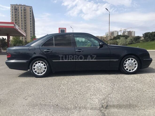 Mercedes E 220 2000, 480,000 km - 2.2 l - Bakı
