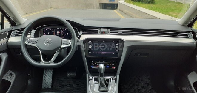 Volkswagen Passat 2021, 27,900 km - 1.4 l - Bakı