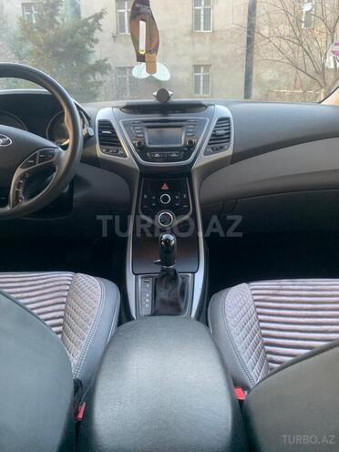 Hyundai Elantra 2015, 117,482 km - 1.8 l - Bakı