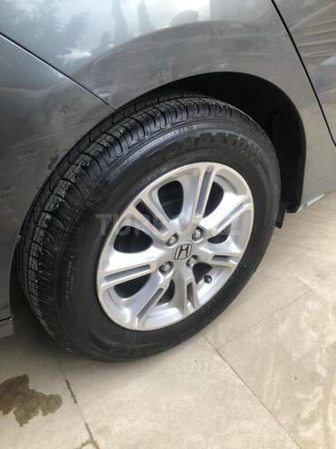 Honda Insight 2009, 327,000 km - 1.3 l - Bakı
