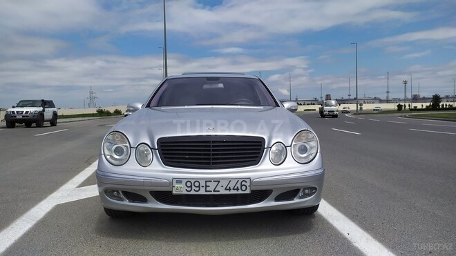Mercedes E 320 2004, 250,000 km - 3.2 l - Bakı