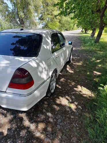 Mercedes C 230 2000, 285,550 km - 2.3 l - Şəmkir