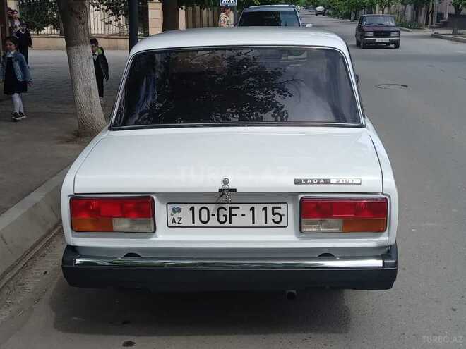 LADA (VAZ) 2107 1983, 175,000 km - 1.6 l - Gəncə