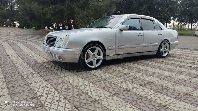 Mercedes E 240 1997, 300,000 km - 2.4 л - Cəlilabad