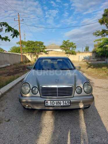 Mercedes E 230 1997, 380,000 km - 2.3 l - Bakı