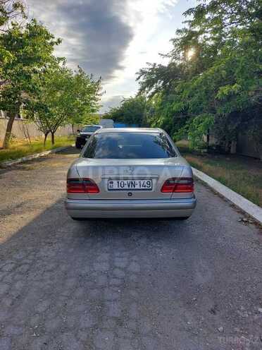 Mercedes E 230 1997, 380,000 km - 2.3 l - Bakı