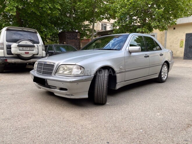 Mercedes C 240 1999, 230,000 km - 2.4 л - Bakı