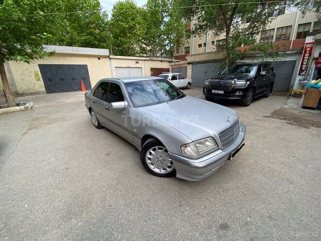 Mercedes C 240 1999, 230,000 km - 2.4 л - Bakı