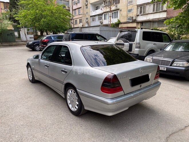Mercedes C 240 1999, 230,000 km - 2.4 л - Bakı