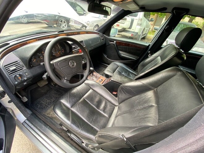 Mercedes C 240 1999, 230,000 km - 2.4 л - Bakı